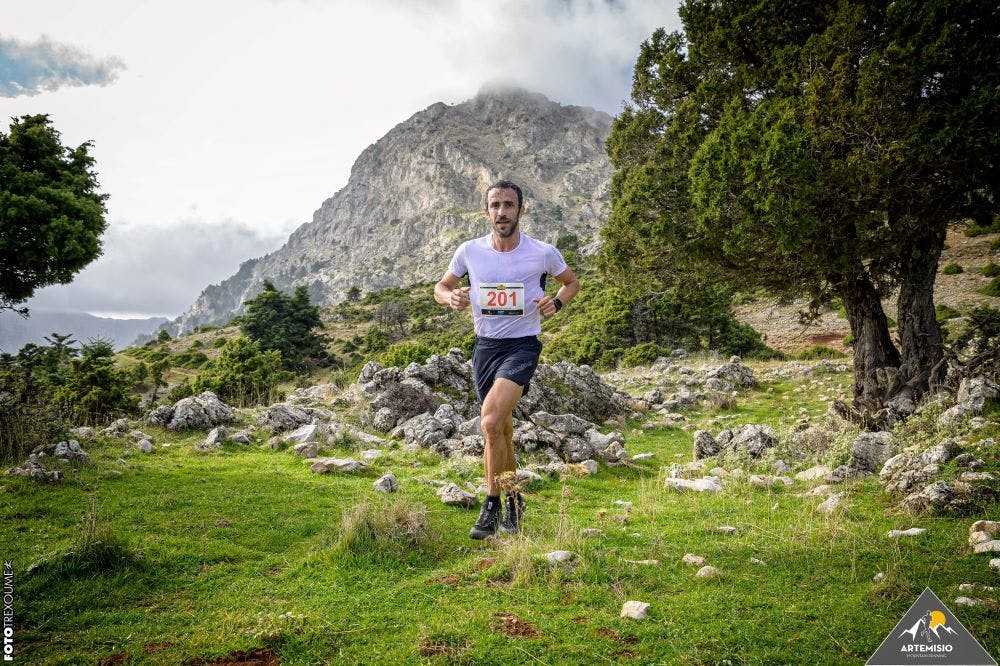 Με κορυφαίους δρομείς διεξήχθη το 5ο Artemisio Mountain Running (pics) runbeat.gr 
